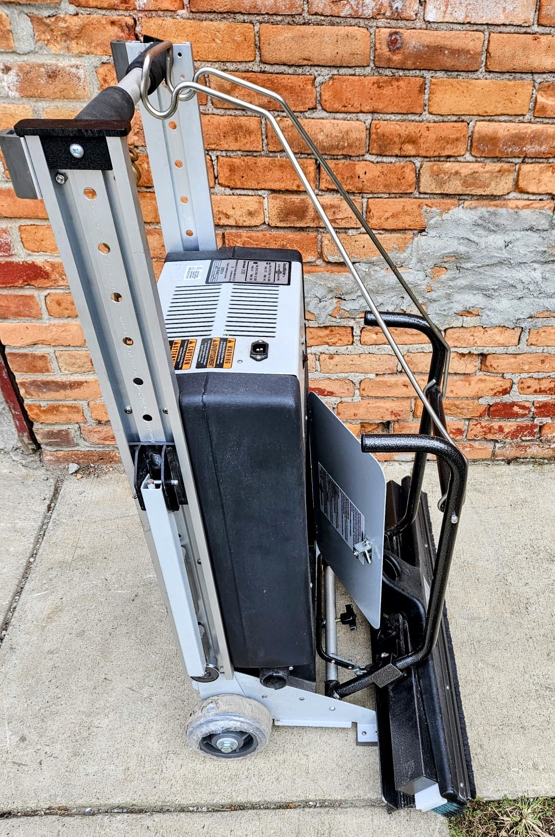 HYDRAMASTER™ TREADMASTER ESCALATOR CLEANING MACHINE 120-DAY-WARRANTY WATCH VIDEO