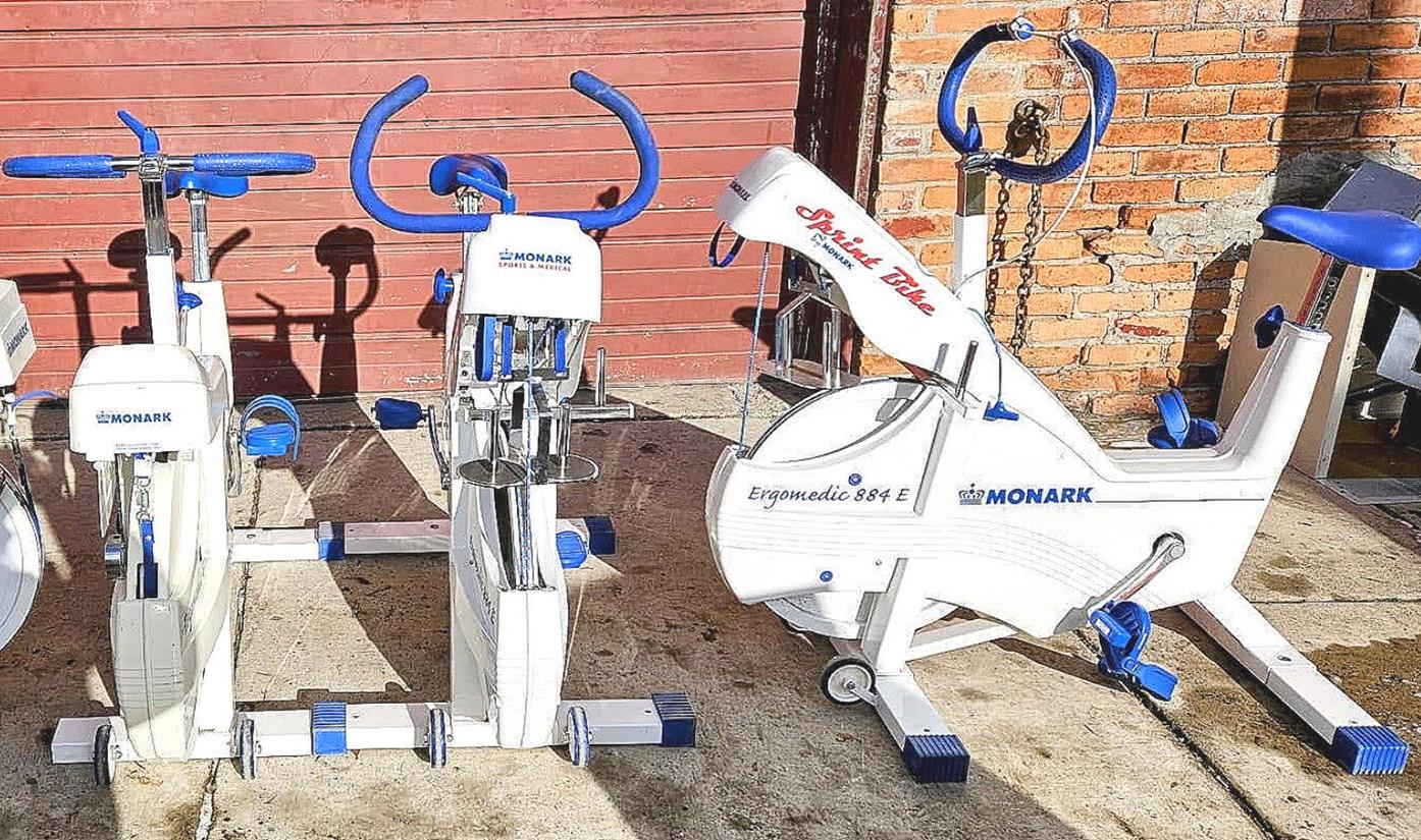 LOT MONARK ERGOMEDIC 884E 828 818 CARDIO ERGOMETER ANAEROBIC PEAK RECUMBENT BIKE
