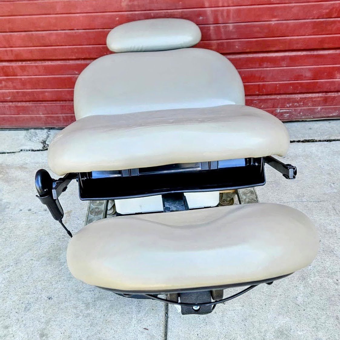 MIDMARK RITTER® 630 POWER PROCEDURE EXAM CHAIR w REMOTE 90DAYWARRANTY WATCHVIDEO