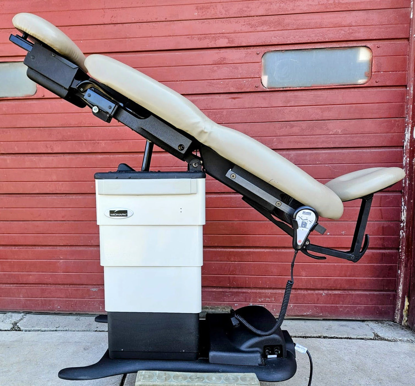 MIDMARK RITTER® 630 POWER PROCEDURE EXAM CHAIR w REMOTE 90DAYWARRANTY WATCHVIDEO