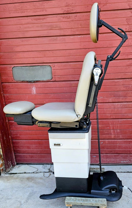 MIDMARK RITTER® 630 POWER PROCEDURE EXAM CHAIR w REMOTE 90DAYWARRANTY WATCHVIDEO