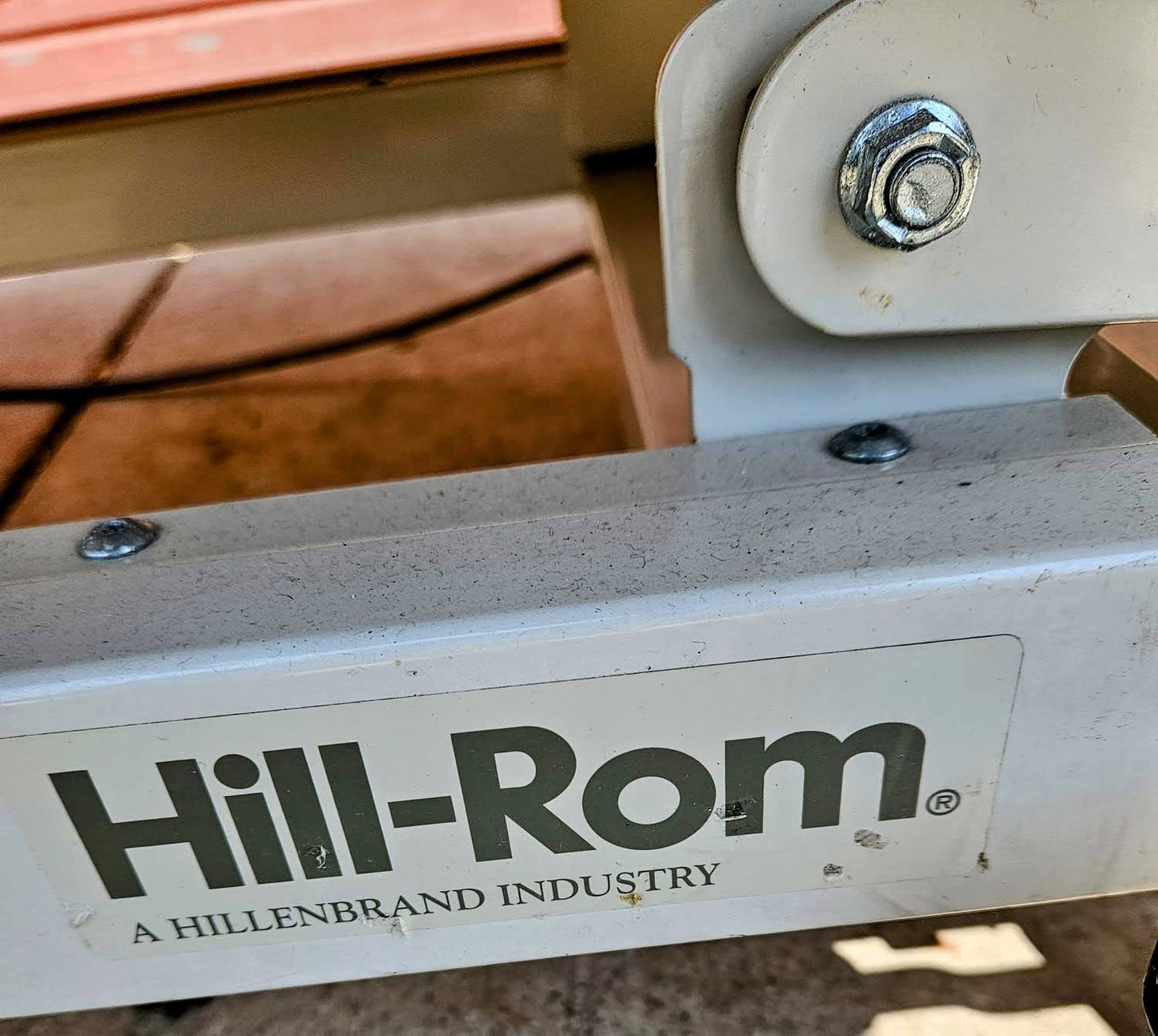 HILL-ROM ADVANTA P1600 POWER HOSPITAL GURNEY GELMATTRESS DIGITALSCALE WATCHVIDEO