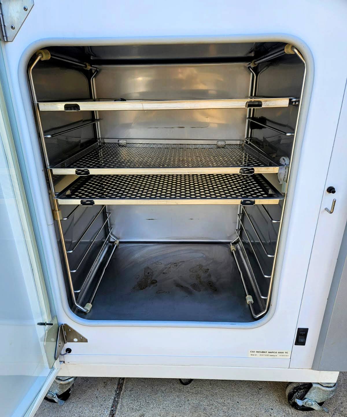 REFURBISHED JOUAN NAPCO 6500TC CO2 INCUBATOR 3RACKS & WHEELS FREESHIP WATCHVIDE0