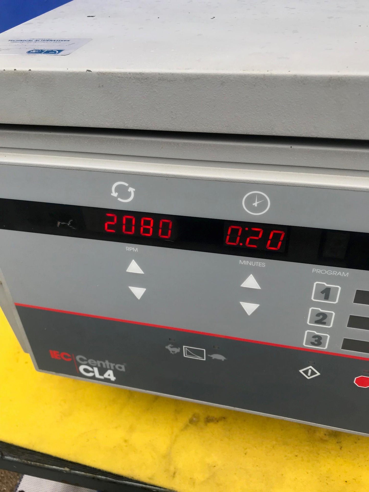 REFURBISHED IEC CL-4 CENTRIFUGE with 818 ROTOR WATCH VIDEO FREE SHIPPING