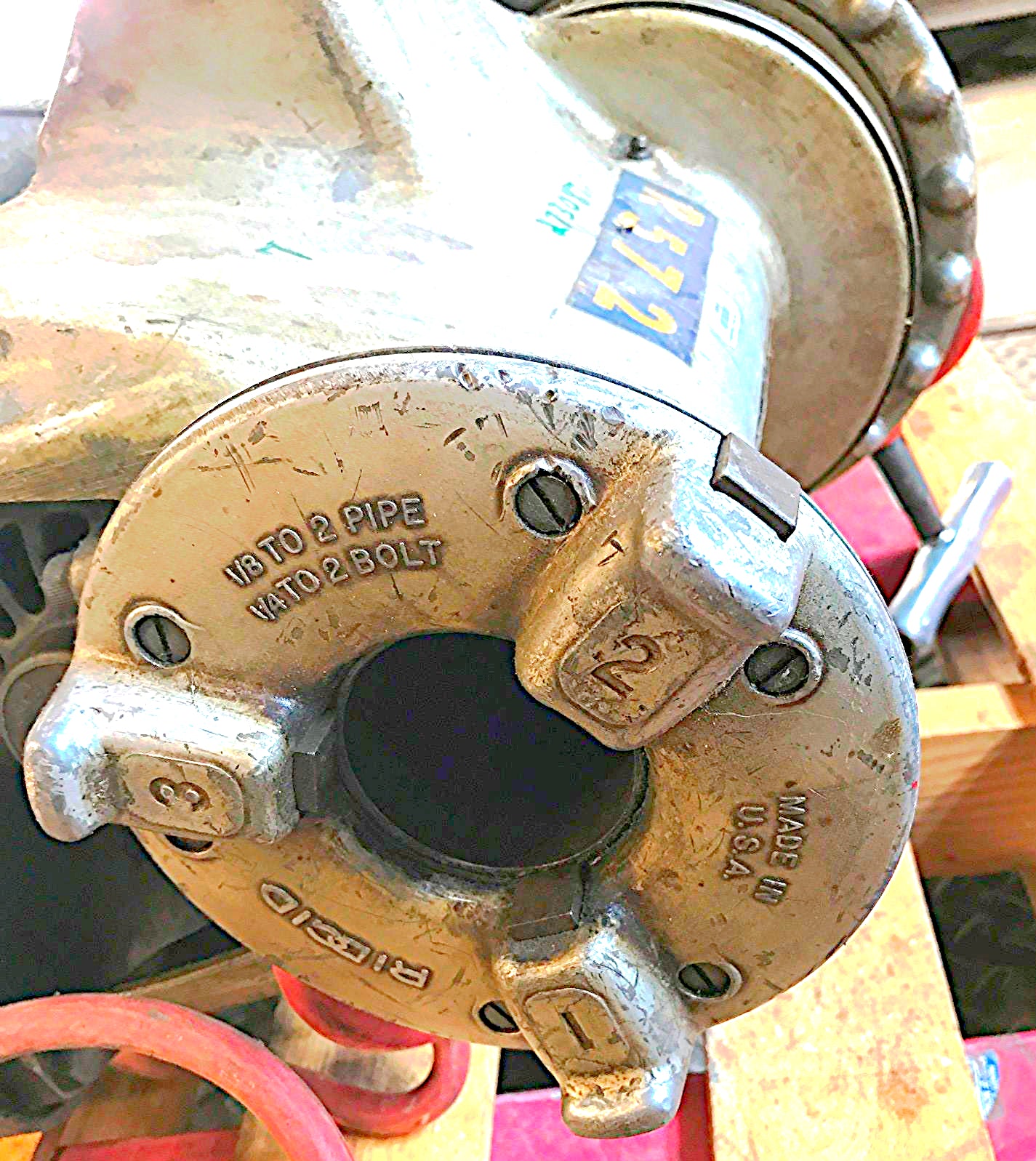 RIDGID 300 POWER DRIVE PIPE THREADING GROOVING CUTTER MACHINE STAND FREESHIPPING