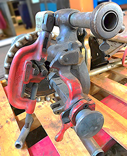 RIDGID 300 POWER DRIVE PIPE THREADING GROOVING CUTTER MACHINE STAND FREESHIPPING