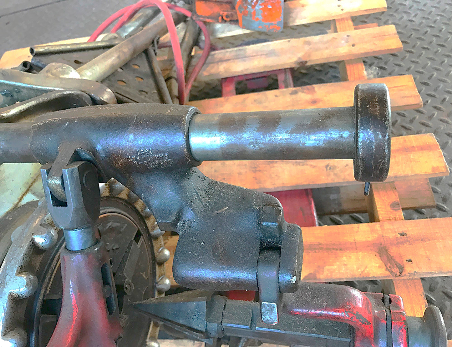 RIDGID 300 POWER DRIVE PIPE THREADING GROOVING CUTTER MACHINE STAND FREESHIPPING