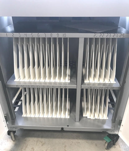 BRETFORD TX323LL/A 30 LAPTOP CHARGING CABINET CART COMPLETE WITH CABLES FREESHIP