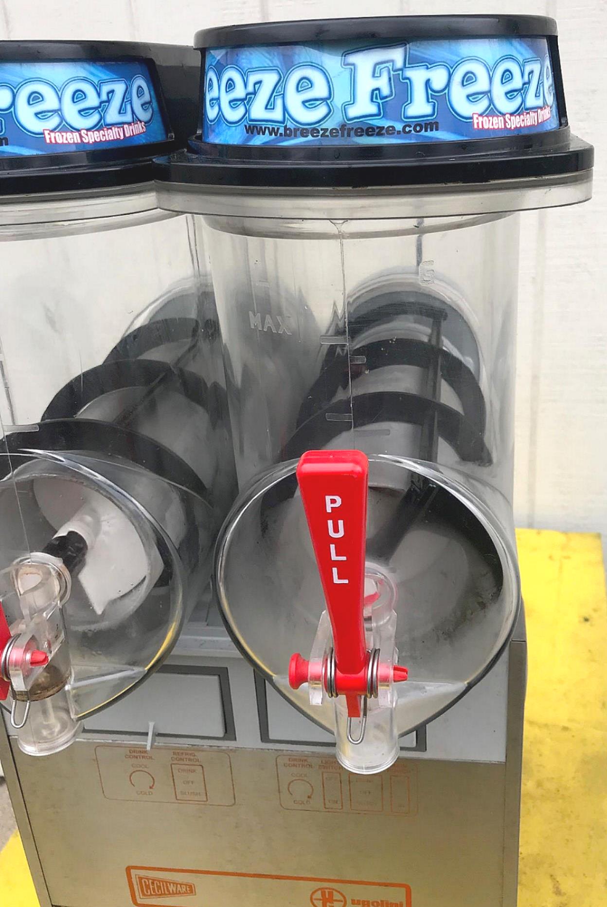 CECILWARE UGOLINI NHT2UL SLUSH FROZEN MARGARITA DRINK MACHIN WATCHVIDEO FREESHIP