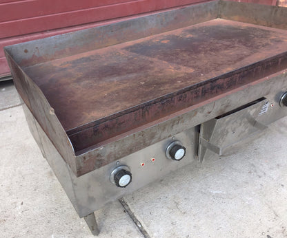 HOBART 36″ x 22″ X 17" Model CG55 Electric Counter Griddle Works Great FREE SHIP