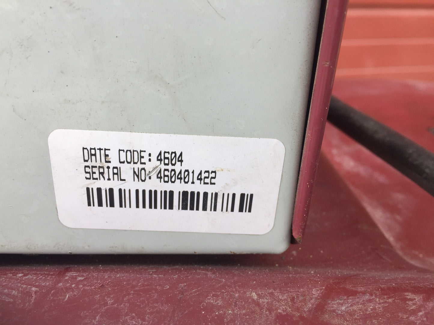 MINUTEMAN KLEEN SWEEP 35W SCRUBBER NEW BATTERIES POWER CHARGER WARRANT FREE SHIP