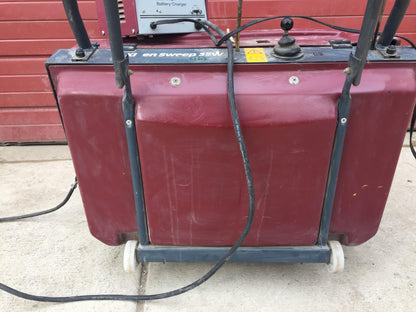 MINUTEMAN KLEEN SWEEP 35W SCRUBBER NEW BATTERIES POWER CHARGER WARRANT FREE SHIP