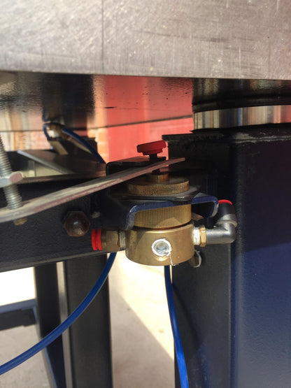 TMC MICRO-G 63532 OPTICAL ANTI VIBRATION ISOLATION LAB MICROSCOPY TABLE FREESHIP