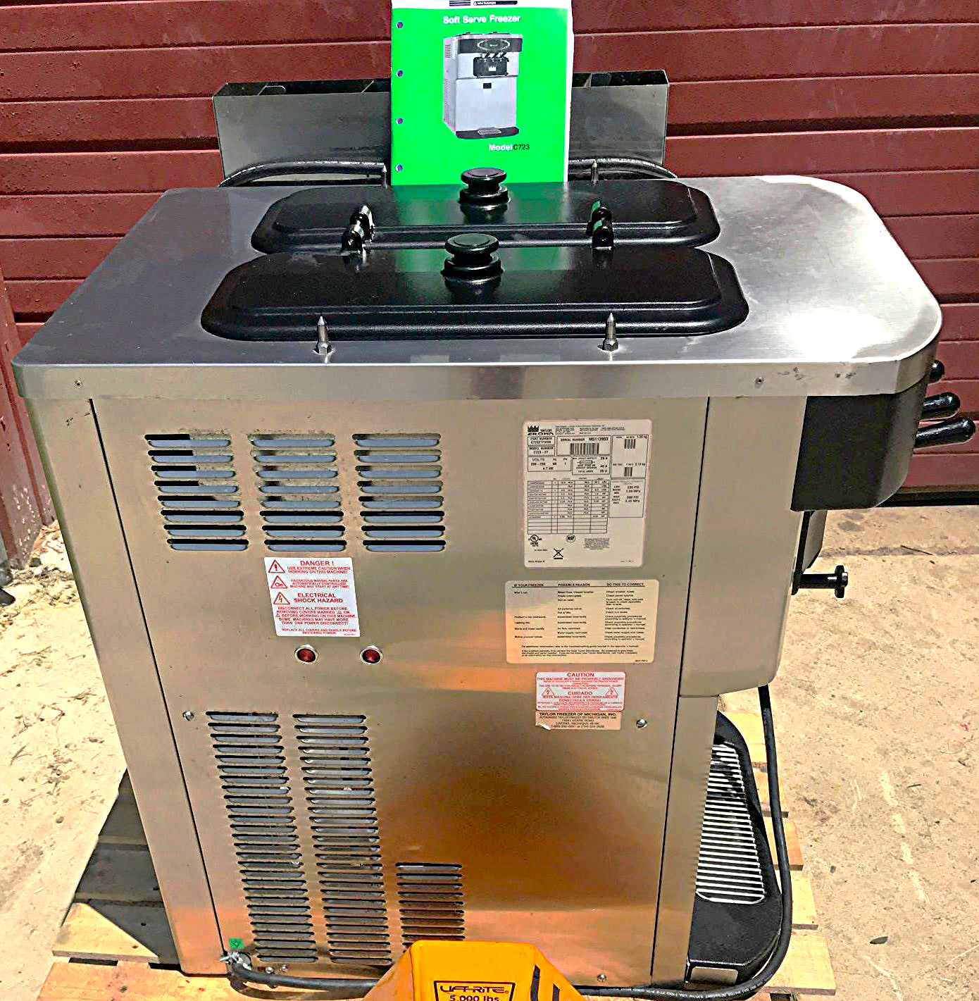 TAYLOR C723-27 FROZEN YOGURT SOFT SERVE ICE CREAM MACHINE & Manual FREE SHIPPING