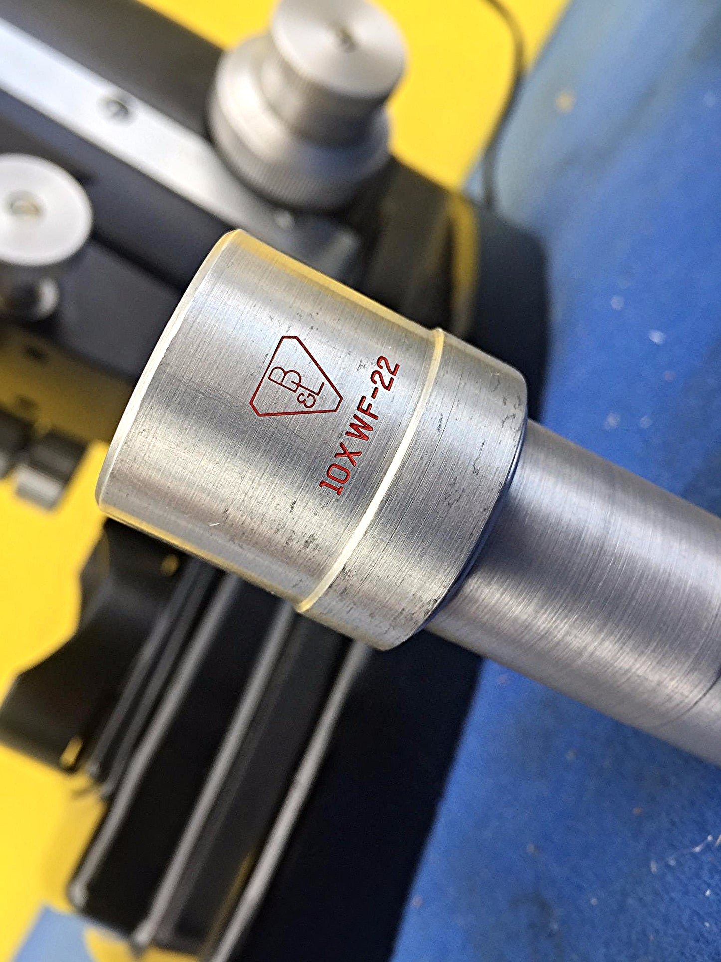 BAUSCH & LOMB MICROSCOPE FREE SHIP