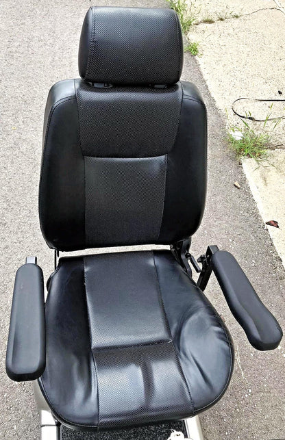 4Wheel ACTIVE CARE MOBILITY SCOOTER PROWLER 3410 Power Supply Manual WATCH VIDEO