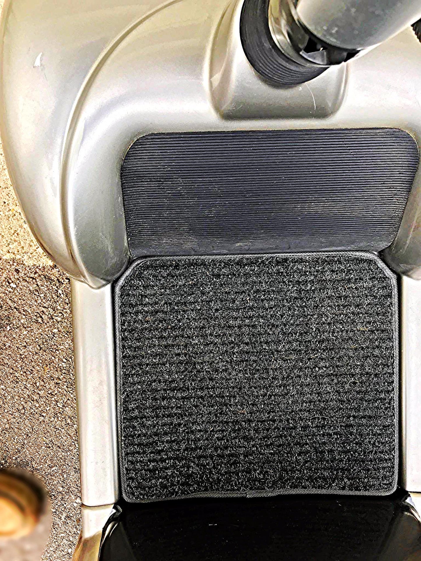 4Wheel ACTIVE CARE MOBILITY SCOOTER PROWLER 3410 Power Supply Manual WATCH VIDEO