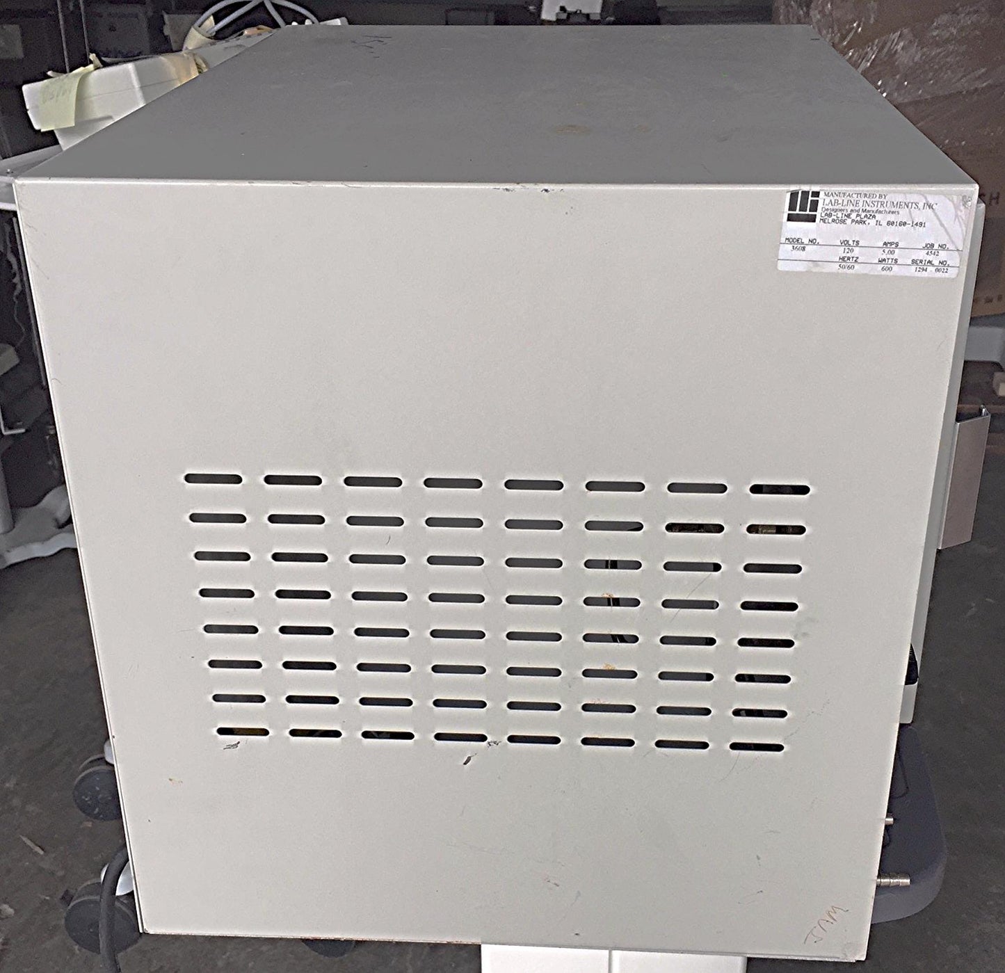 LAB LINE SQUAROID VACUUM OVEN 3608 WORKS PERFECTLY - WE HAVE VACUUM PUMP TOO!!!!