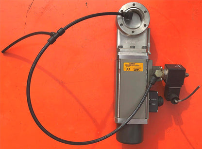 VAT 01032-CE41-0001/0053 1 1/2" PNEUMATIC ACTUATED MINI UHV GATE VALVE FREE SHIP