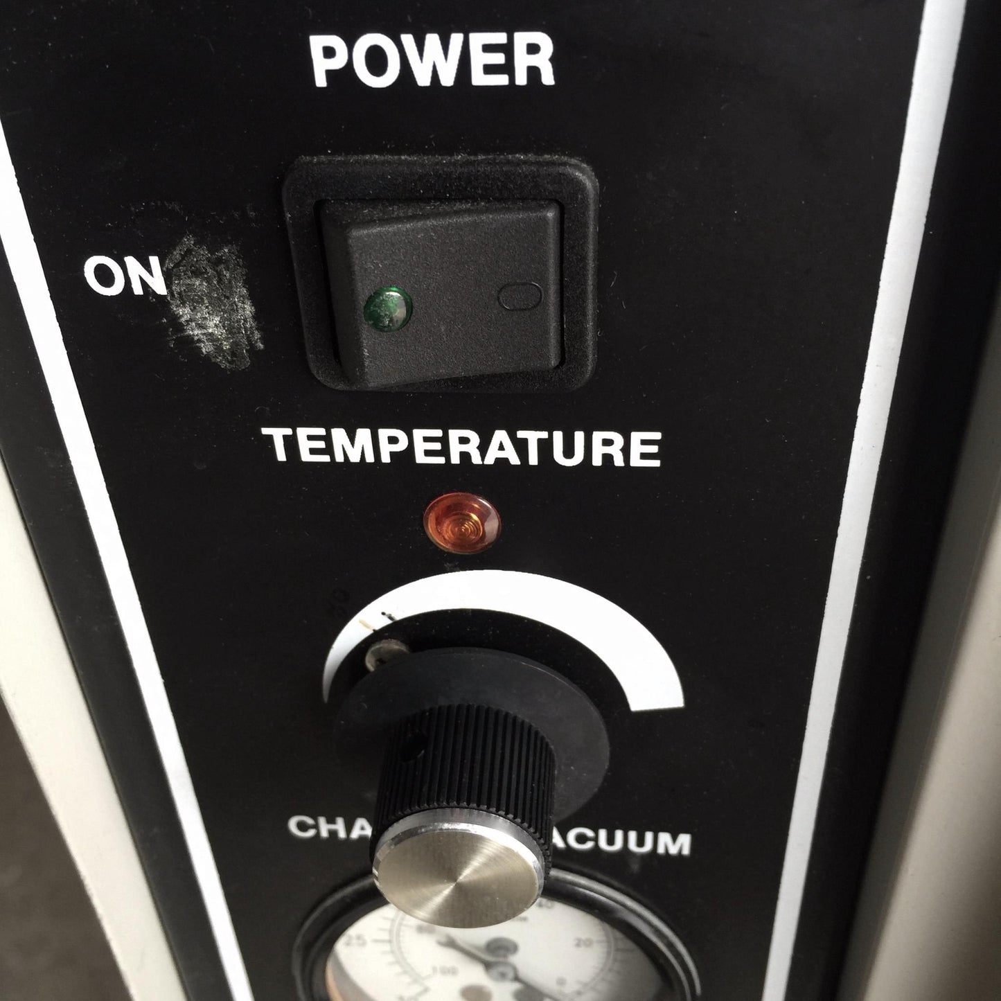 LAB LINE SQUAROID VACUUM OVEN 3608 WORKS PERFECTLY - WE HAVE VACUUM PUMP TOO!!!!