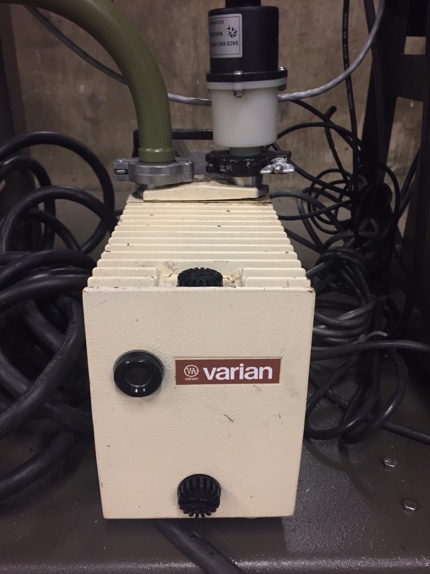 VARIAN VHS-4 DIFFUSION PUMP BFA CRYOSTAT VACUUM IONIZATION 843 SD-300 COLD TRAP
