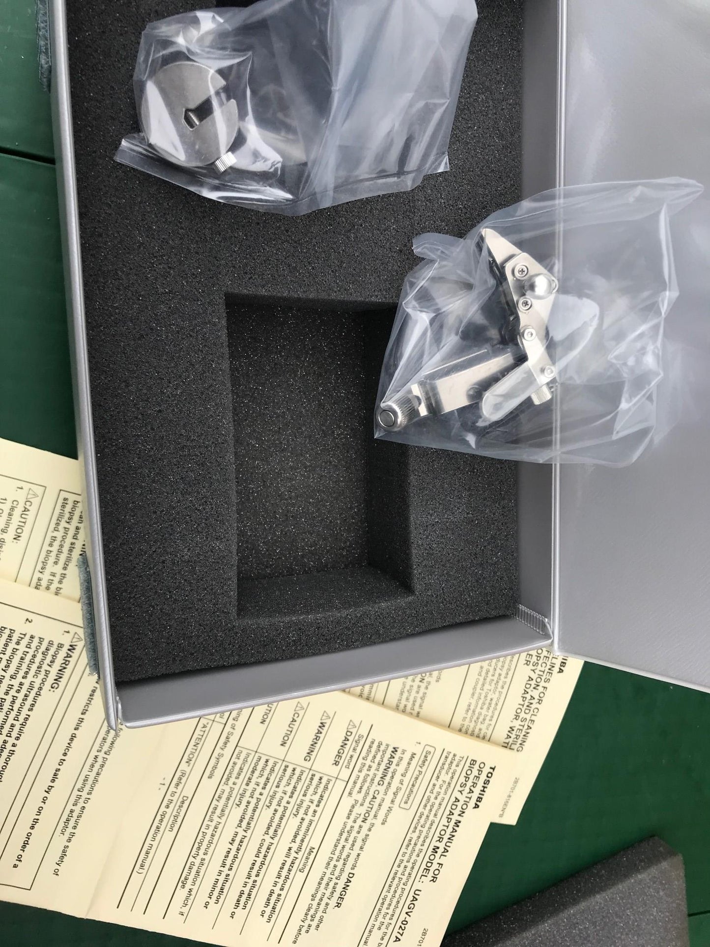 TOSHIBA XARIO XG ULTRASOUND BIOPSY ADAPTOR UAGV-027A UIIA-66IA PROBES WATCHVIDEO