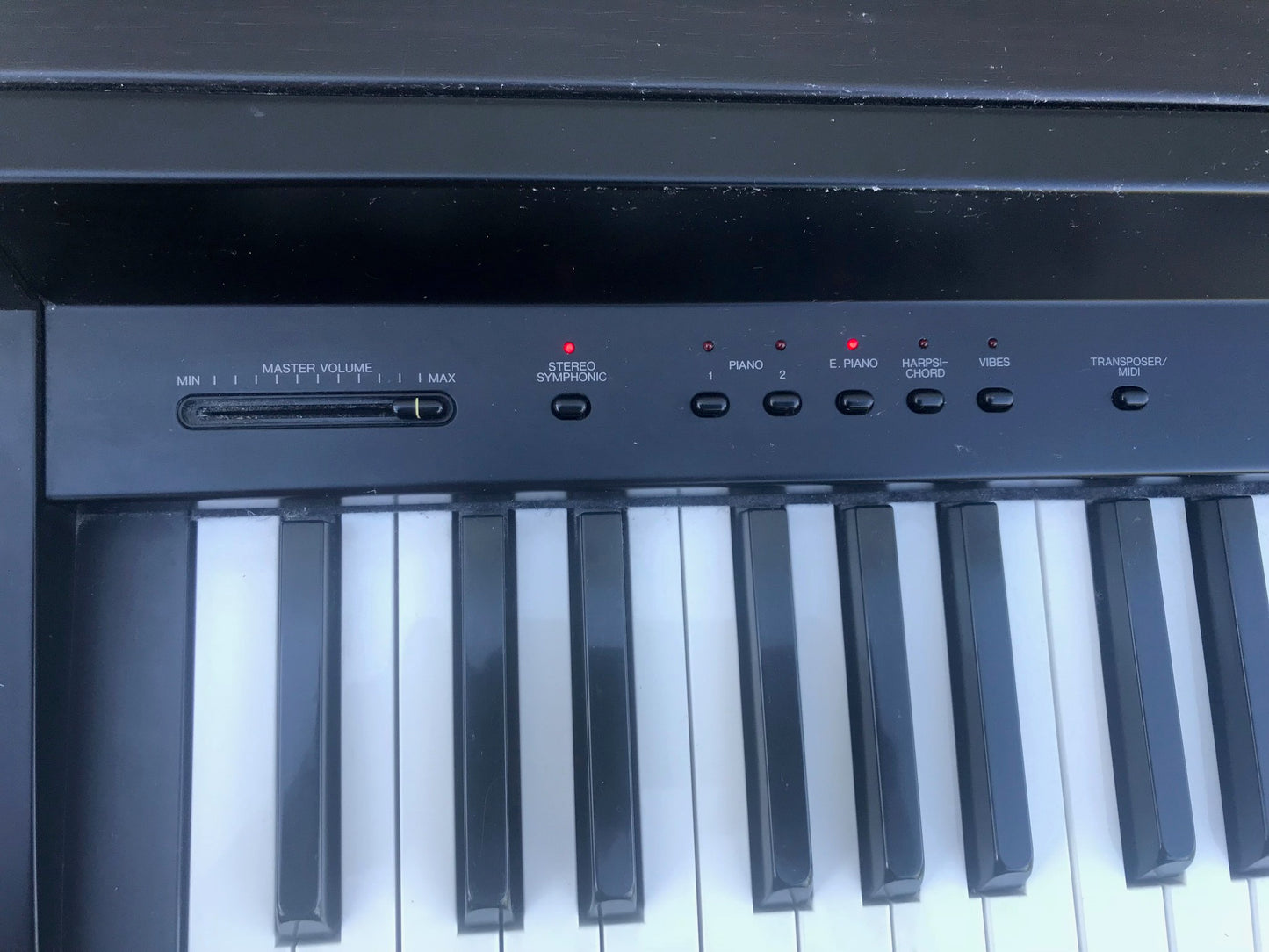 YAMAHA CLAVINOVA CLP-300 DIGITAL PIANO & BENCH WATCH VIDEO FREE SHIP