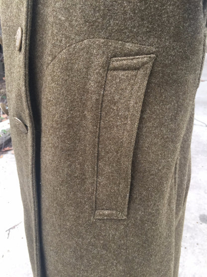 WW II US OVERCOAT