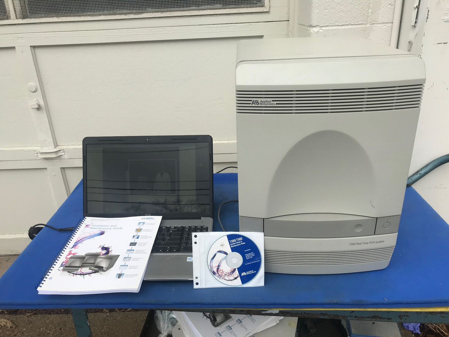 APPLIED BIOSYSTEMS 7300 Real-Time PCR System DVD & MANUAL WATCH VIDEO *WARRANTY*