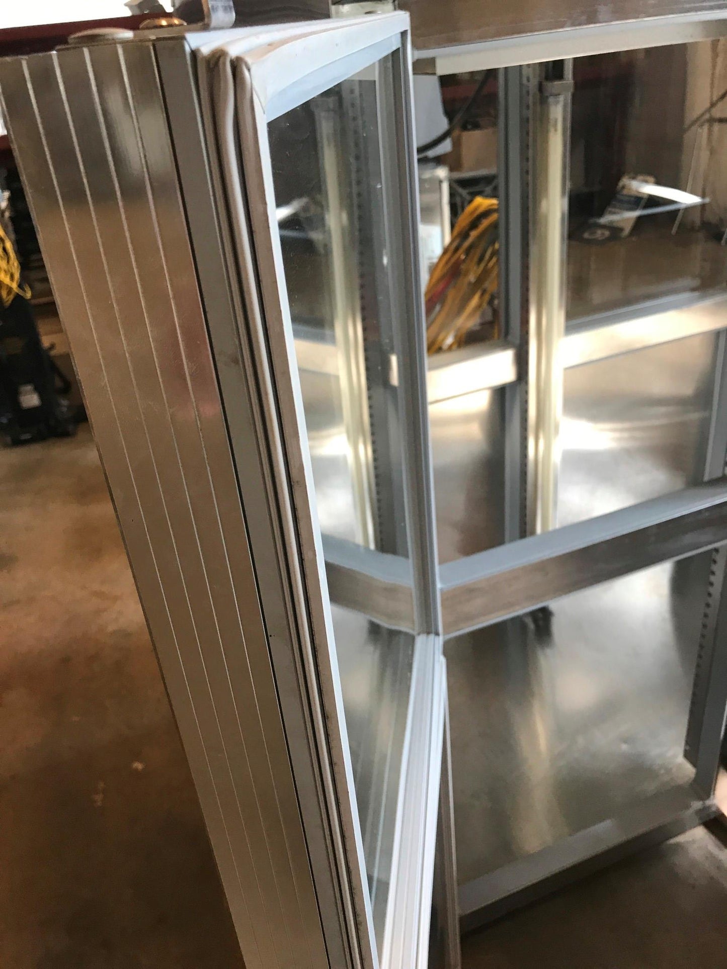 DELFIELD 3 TIER GLASS SPLIT DOOR PASS THROUGH REACH IN REFRIGERATOR FREESHIP