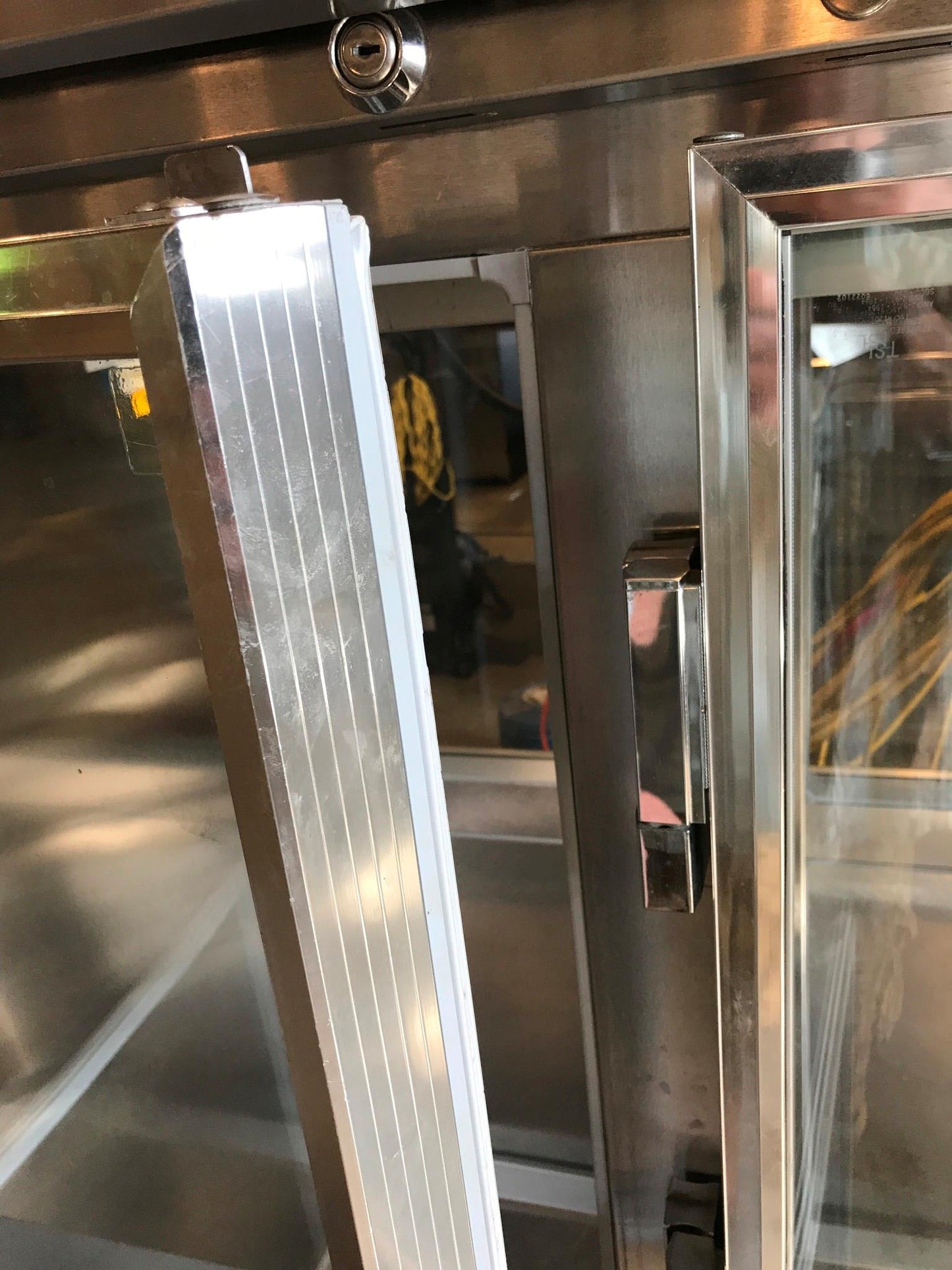 DELFIELD 3 TIER GLASS SPLIT DOOR PASS THROUGH REACH IN REFRIGERATOR FREESHIP