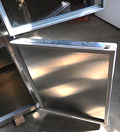 DELFIELD 3 TIER GLASS SPLIT DOOR PASS THROUGH REACH IN REFRIGERATOR FREESHIP