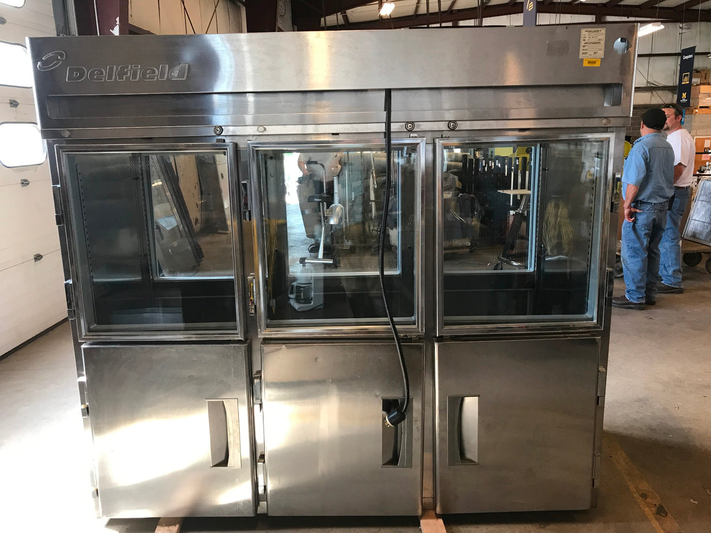 DELFIELD 3 TIER GLASS SPLIT DOOR PASS THROUGH REACH IN REFRIGERATOR FREESHIP