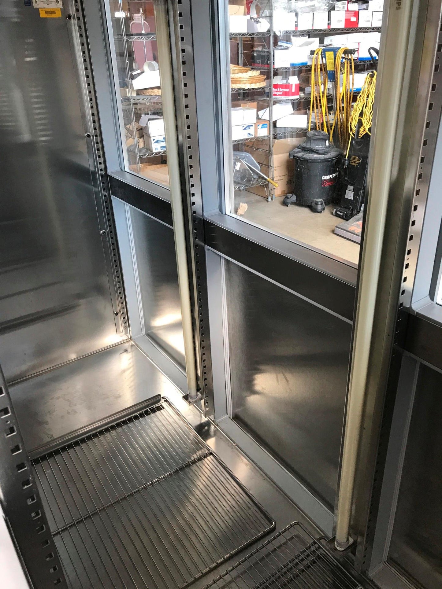 DELFIELD 3 TIER GLASS SPLIT DOOR PASS THROUGH REACH IN REFRIGERATOR FREESHIP