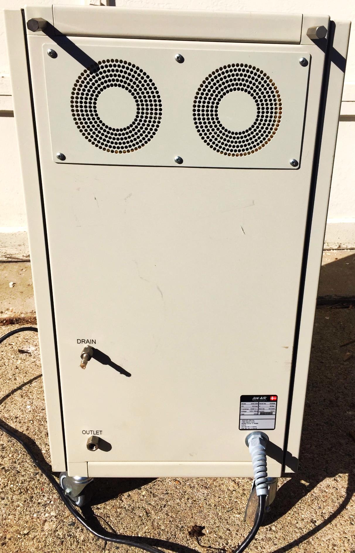 58HOURS JUN-AIR 2000-25M OIL LESS PISTON AIR COMPRESSOR CABINET WATCH VIDEO FREE