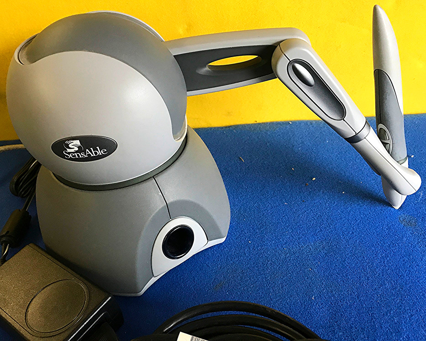 GEOMAGIC TOUCH HAPTIC DEVICE SENSABLE PHANTOM OMNI BASIC 3D ROBOTIC FREE SHIP