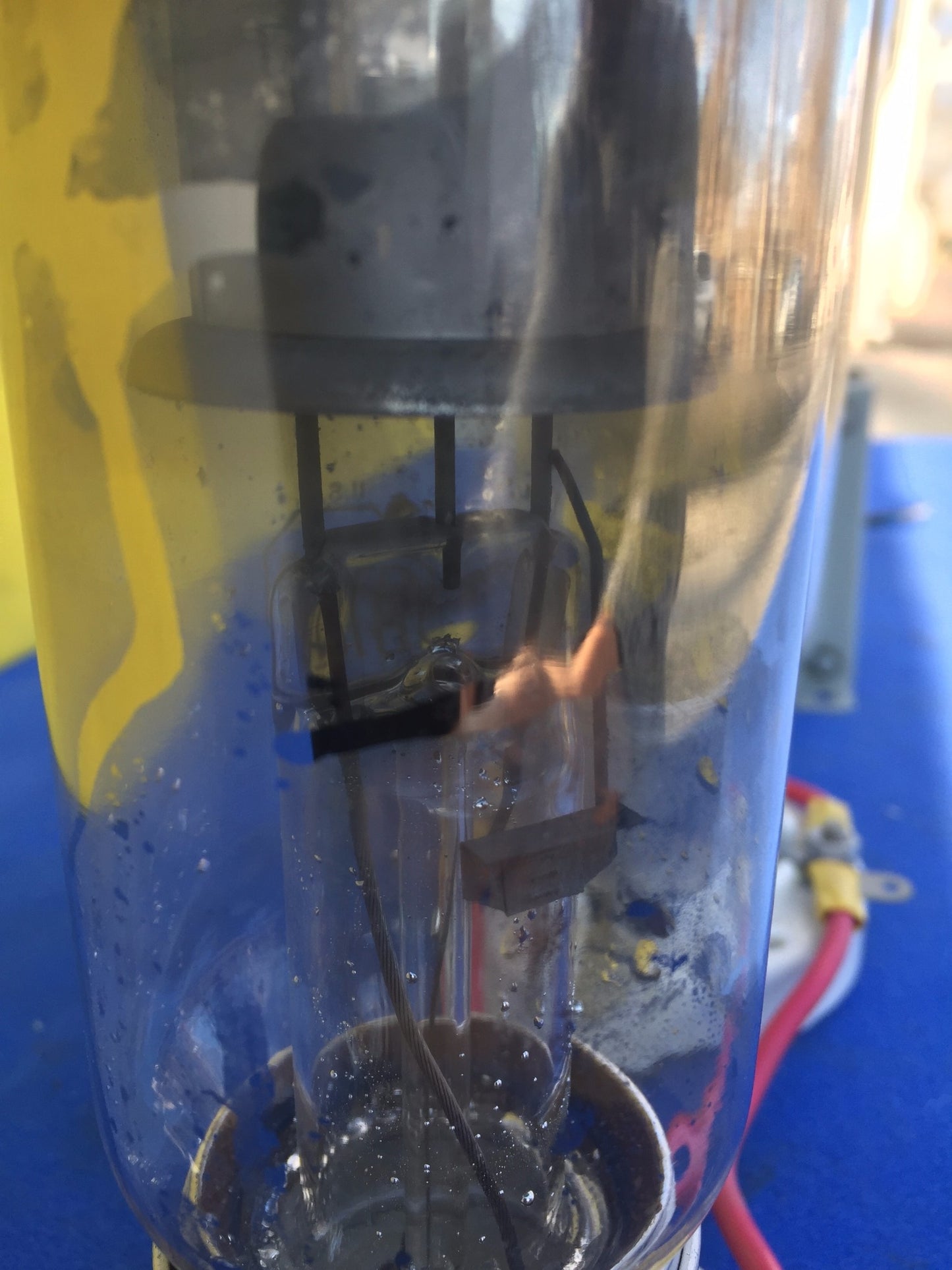 2 MILITARY RCA 872A VAPOR TYPE ELECTRON RADIOTRON VACUUM TUBES & PIN TUBE SOCKET