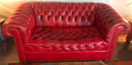 WONDERFUL CLASSIC CHESTERFIELD RED TUFTED LEATHER SOFA NO RIPS NO TEARS FREESHIP