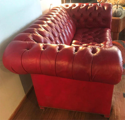 WONDERFUL CLASSIC CHESTERFIELD RED TUFTED LEATHER SOFA NO RIPS NO TEARS FREESHIP