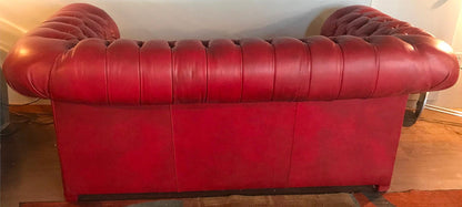 WONDERFUL CLASSIC CHESTERFIELD RED TUFTED LEATHER SOFA NO RIPS NO TEARS FREESHIP