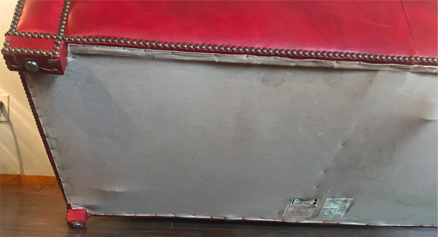 WONDERFUL CLASSIC CHESTERFIELD RED TUFTED LEATHER SOFA NO RIPS NO TEARS FREESHIP