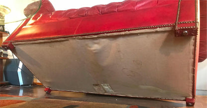 WONDERFUL CLASSIC CHESTERFIELD RED TUFTED LEATHER SOFA NO RIPS NO TEARS FREESHIP