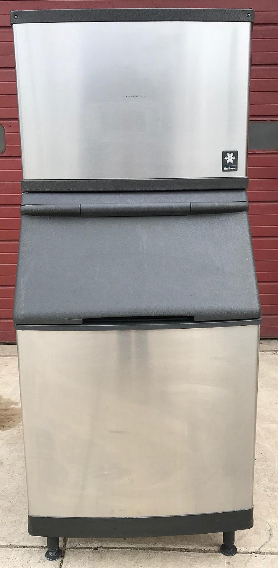 MANITOWOC QY0604A 690lbs/Day HALF DICE AIR COOLED ICE MAKER & S570 BIN FREE SHIP