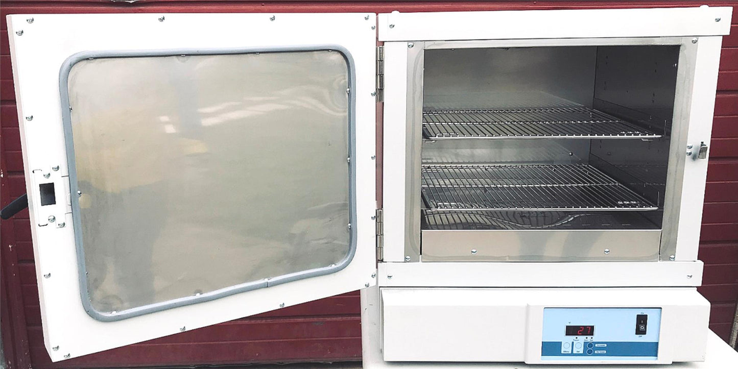 2.5 Cu Ft THERMO LINDBERG BLUEM LB30554 OV700G GRAVITY OVEN FURNACE LAB HOSPITAL