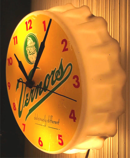 60s ORIGINAL VINTAGE VERNORS DETROIT GINGER ALE WALL CLOCK WATCH VIDEO FREE SHIP