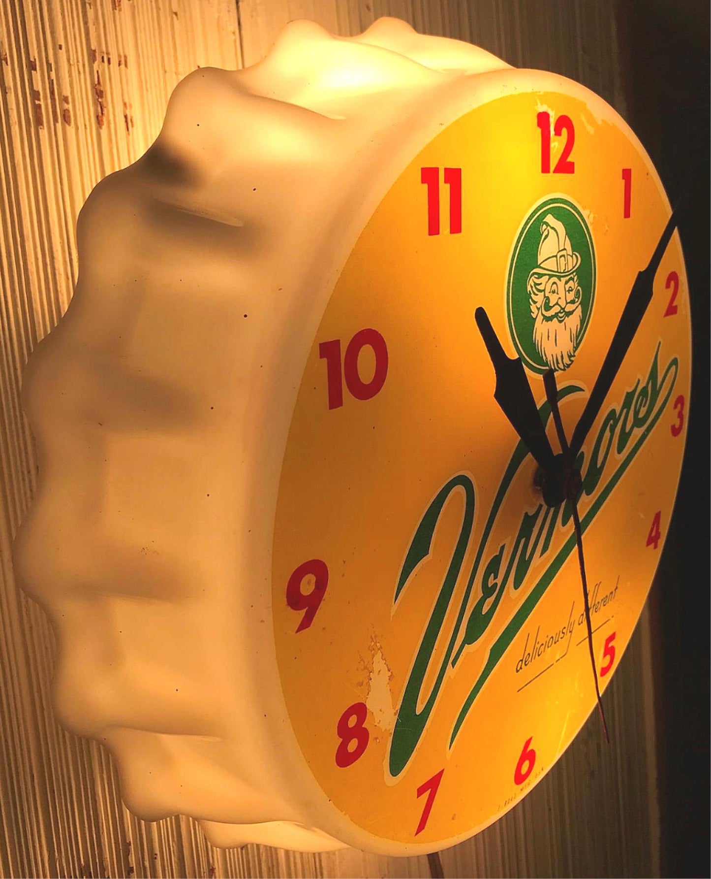 60s ORIGINAL VINTAGE VERNORS DETROIT GINGER ALE WALL CLOCK WATCH VIDEO FREE SHIP