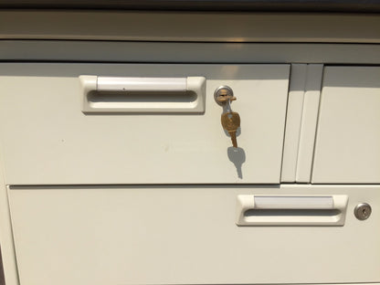 HAMILTON METAL BLACK PHENOLIC SLAB LAB TABLE 60 x 30 Plus KEY 4 DRAWERS FREESHIP