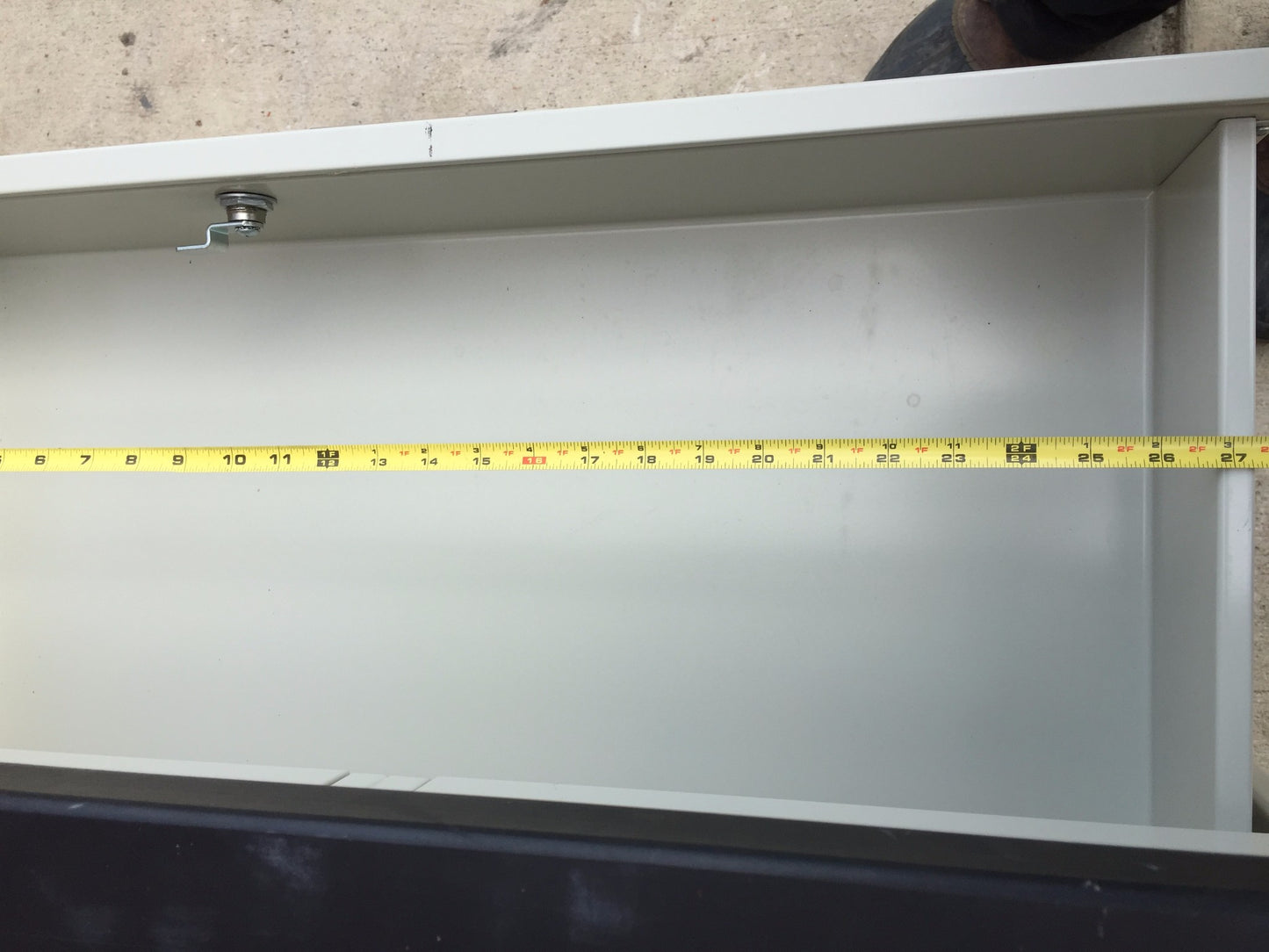 HAMILTON METAL BLACK PHENOLIC SLAB LAB TABLE 60 x 30 Plus KEY 4 DRAWERS FREESHIP