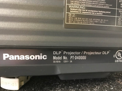 PANASONIC PT-D4000U DLP PROJECTOR XGA1600:1 4000LUMEN DualLamp DVI/HD15 FREESHIP