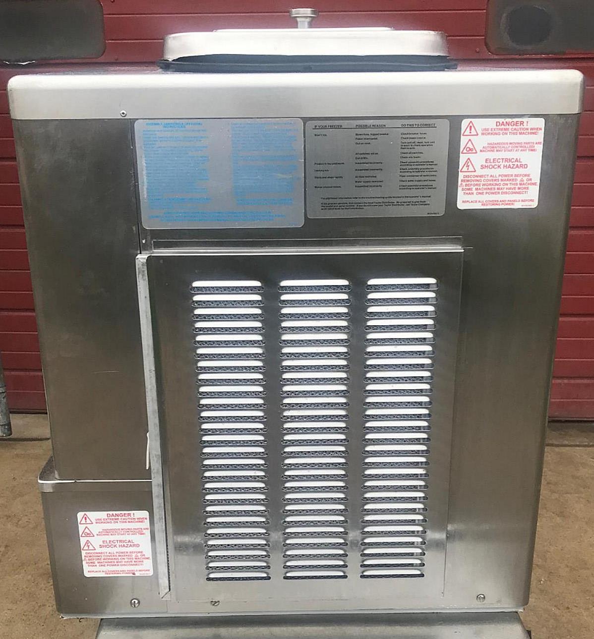 COUNTER TOP AIR COLLED TAYLOR 161 COMPACT SOFT SERVE TWIN TWIST FREEZER FREESHIP